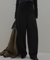 UND TUCK BONTAN PANTS