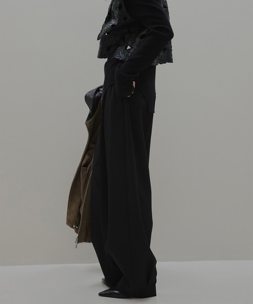 UND TUCK BONTAN PANTS（スラックス）｜Ameri（アメリ）のファッション