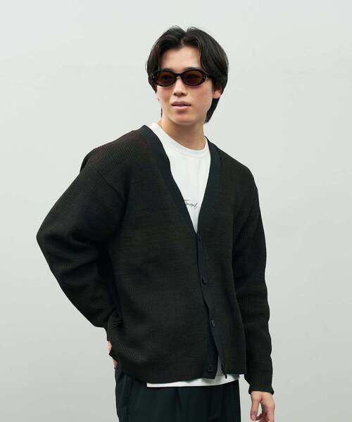 Zoff(ゾフ)の「オーバル型 サングラス|【度無し専用】 横長フレーム 太縁 紫外線対策 UV対策 UVカット メンズ レディース ユニセックス おしゃれ|Zoff|TREND SUNGLASSES(サングラス・レディース・ブラック/ブラウン系その他2・FREE)」の22枚目の写真