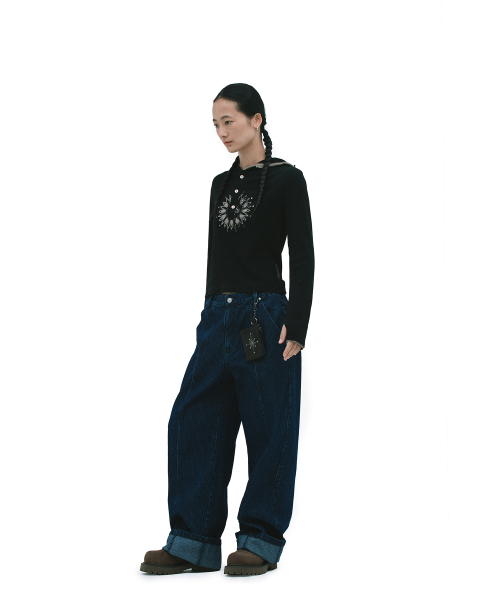 DEFGARMENTS（デフグラメンツ）の「TEXTURE DENIM PANTS [INDIGO]（デニムパンツ・レディース・その他・X-SMALL/SMALL/MEDIUM/LARGE）」の4枚目の写真