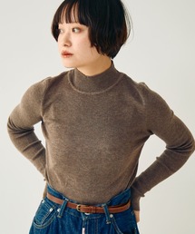 ハイネックベーシックニット