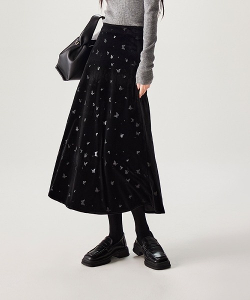 gossip！ロサンゼルス（ゴシップロサンゼルス）の「Y2Kガーリー レトロ蝶柄ロングスカート（スカート・レディース・ブラック・L/M）」の3枚目の写真
