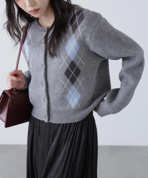 FREE'S MART（フリーズマート）の「◆ダブルジャガードアーガイルニットカーディガン（ニット/セーター・レディース・グレー/ネイビー/ブラウン・FREE）」の13枚目の写真