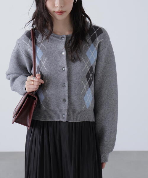 FREE'S MART（フリーズマート）の「◆ダブルジャガードアーガイルニットカーディガン（ニット/セーター・レディース・グレー/ネイビー/ブラウン・FREE）」の16枚目の写真
