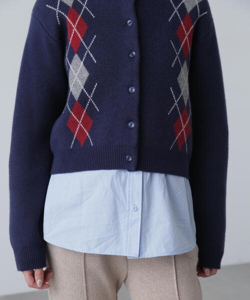 FREE'S MART（フリーズマート）の「◆ダブルジャガードアーガイルニットカーディガン（ニット/セーター・レディース・グレー/ネイビー/ブラウン・FREE）」の4枚目の写真