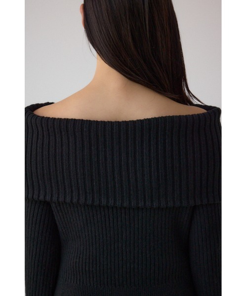 AZUL by moussy(アズールバイマウジー)の「【身長/骨格別着用画像あり】オフショルロングニットワンピース 秋服 冬服 ロングワンピース 長袖(ワンピース・レディース・ブラック/グレイッシュベージュ・SMALL/MEDIUM)」の11枚目の写真