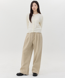 CCOMA（コンマ）の「CMJ08 ベージュプリーツワイドパンツ（その他パンツ）」