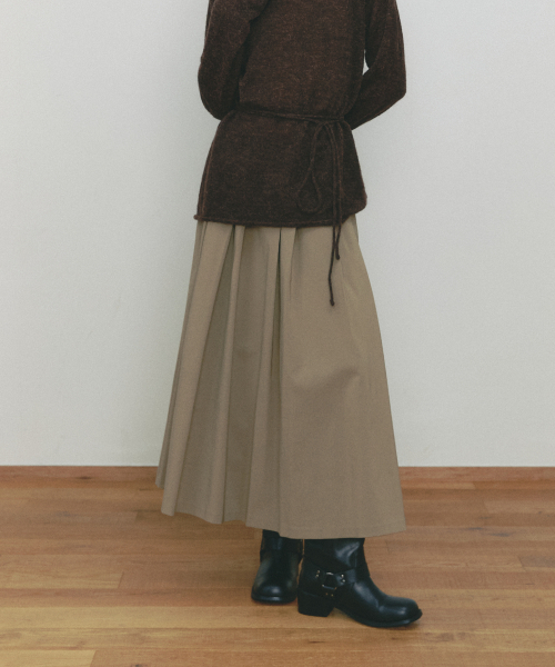 SSEMI(セミ)の「CLASSIC PLEATS SKIRT(BE)(スカート・レディース・ベージュ・SMALL/MEDIUM)」の3枚目の写真