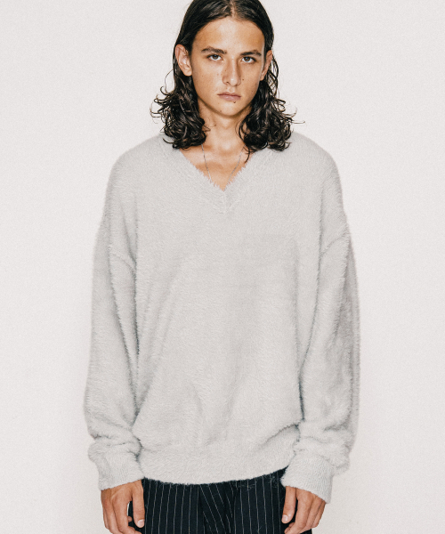 VASTIC(バスティック)の「ヘアリーリバースVネックニット_グレー(ニット/セーター・メンズ・その他・MEDIUM/LARGE)」の1枚目の写真