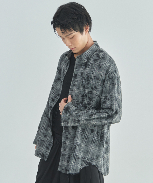 LAD EDITION(ラッドエディション)の「グレー ヴィンテージ ウォッシング オーバーサイズ チェックシャツ_ブラック(シャツ/ブラウス・メンズ・その他・FREE)」の1枚目の写真
