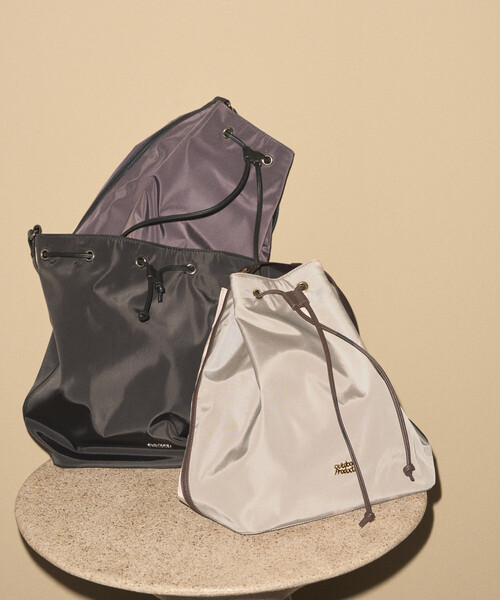 OUTDOOR PRODUCTS（アウトドアプロダクツ）の「OUTDOOR PRODUCTS × Firsthand/アウトドアプロダクツ 別注 巾着ショルダー トートバッグ（トートバッグ・レディース・ベージュ/ブラック/ブラウン・ONE SIZE）」の4枚目の写真
