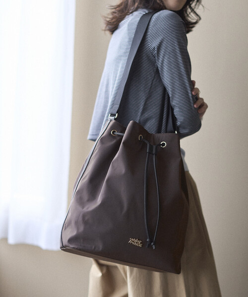 OUTDOOR PRODUCTS（アウトドアプロダクツ）の「OUTDOOR PRODUCTS × Firsthand/アウトドアプロダクツ 別注 巾着ショルダー トートバッグ（トートバッグ・レディース・ベージュ/ブラック/ブラウン・ONE SIZE）」の8枚目の写真