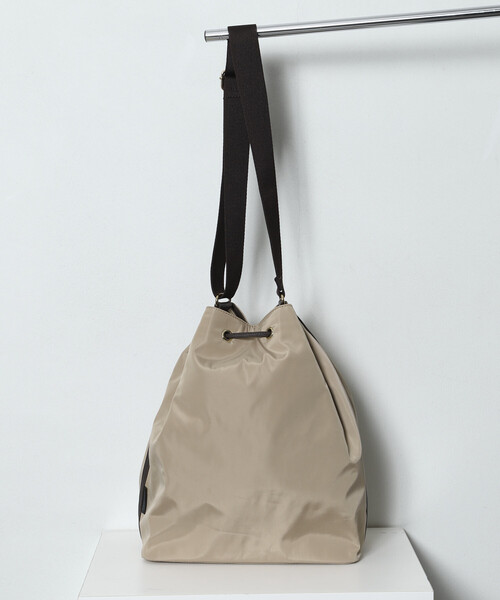 OUTDOOR PRODUCTS（アウトドアプロダクツ）の「OUTDOOR PRODUCTS × Firsthand/アウトドアプロダクツ 別注 巾着ショルダー トートバッグ（トートバッグ・レディース・ベージュ/ブラック/ブラウン・ONE SIZE）」の11枚目の写真