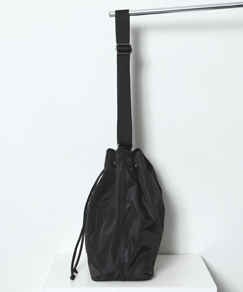 OUTDOOR PRODUCTS（アウトドアプロダクツ）の「OUTDOOR PRODUCTS × Firsthand/アウトドアプロダクツ 別注 巾着ショルダー トートバッグ（トートバッグ・レディース・ベージュ/ブラック/ブラウン・ONE SIZE）」の15枚目の写真