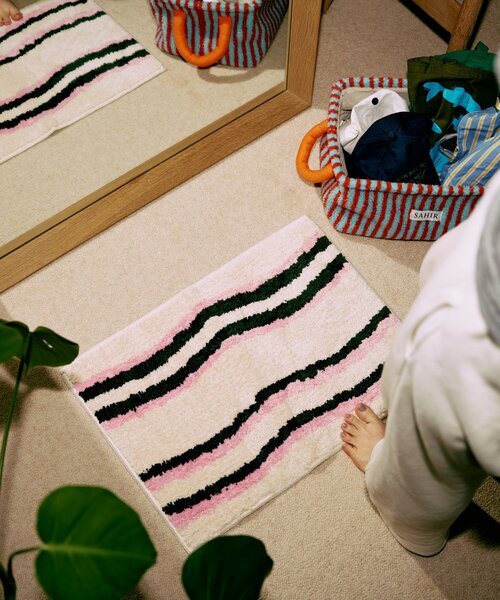 SAHIR(サヒール)の「【SAHIR サヒール】Floor mat フロアマット(ラグ/マット・レディース・ピンク/グリーン/オレンジ・0)」の2枚目の写真