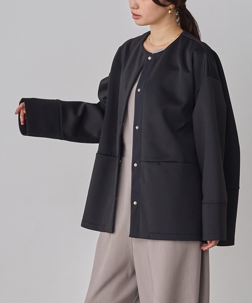 hunch（ハンチ）の「ダンボール ノーカラーコート（ノーカラーコート・レディース・ブラック/ライトベージュ/チャコール・FREE）」の4枚目の写真