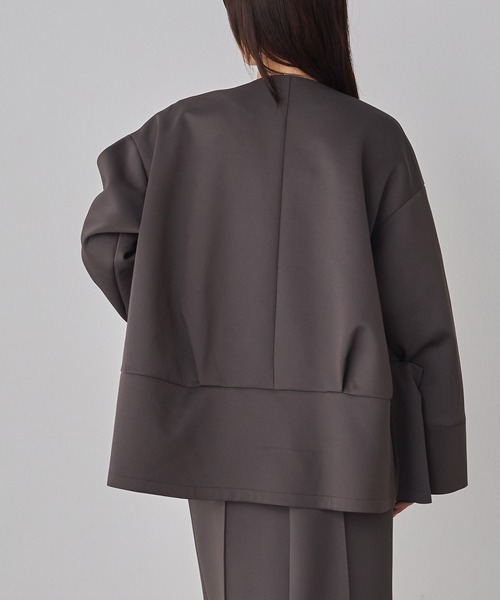 hunch（ハンチ）の「ダンボール ノーカラーコート（ノーカラーコート・レディース・ブラック/ライトベージュ/チャコール・FREE）」の11枚目の写真