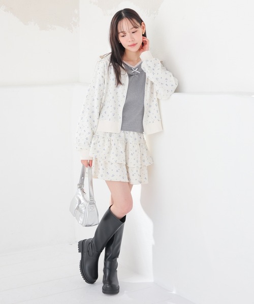 Honeys(ハニーズ)の「ショート丈ジップパーカー(パーカー・レディース・アイボリー系1/杢グレー/ブラック・SS/S/M/LL/L)」の13枚目の写真