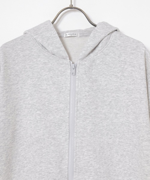 Honeys(ハニーズ)の「ショート丈ジップパーカー(パーカー・レディース・アイボリー系1/杢グレー/ブラック・SS/S/M/LL/L)」の21枚目の写真