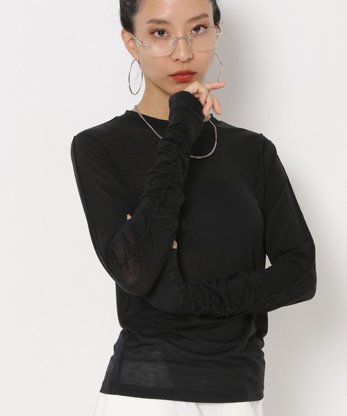 HEREIAM（ヘレイアム）の「【HEREIAM】ギャザースリーブシアープルオーバー（Tシャツ/カットソー・レディース・ブラック/ホワイト・FREE）」の9枚目の写真