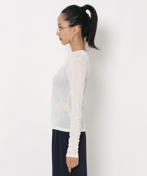 HEREIAM（ヘレイアム）の「【HEREIAM】ギャザースリーブシアープルオーバー（Tシャツ/カットソー・レディース・ブラック/ホワイト・FREE）」の13枚目の写真