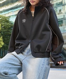 UMBRO（アンブロ）の「UMBRO/アンブロ 別注 ワンポイントロゴ刺繍 パイピング ラグランスリーブ ダブルジップ トラックジャケット（ジャージ）」