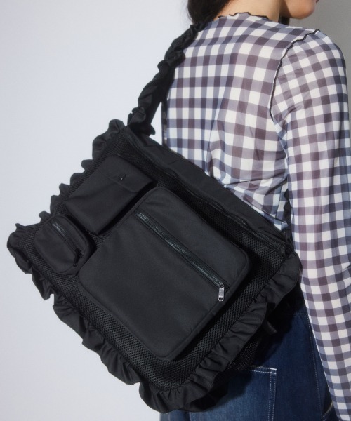 Candy Stripper（キャンディストリッパー）の「FRILL FRILL MESH バッグ（ショルダーバッグ・レディース・グレー/ブラック・FREE）」の13枚目の写真