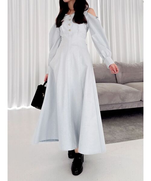 dazzlin(ダズリン)の「ショルダーリボンシェイプワンピース(ワンピース・レディース・ブルー/オフホワイト/インディゴブルー/ブラック・MEDIUM/SMALL)」の8枚目の写真