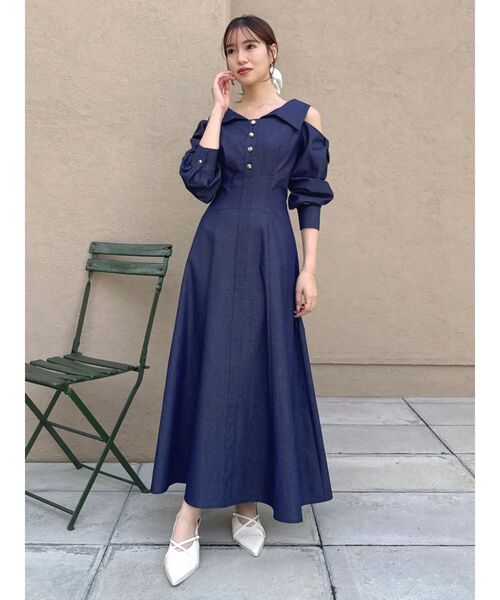 dazzlin(ダズリン)の「ショルダーリボンシェイプワンピース(ワンピース・レディース・ブルー/オフホワイト/インディゴブルー/ブラック・MEDIUM/SMALL)」の9枚目の写真