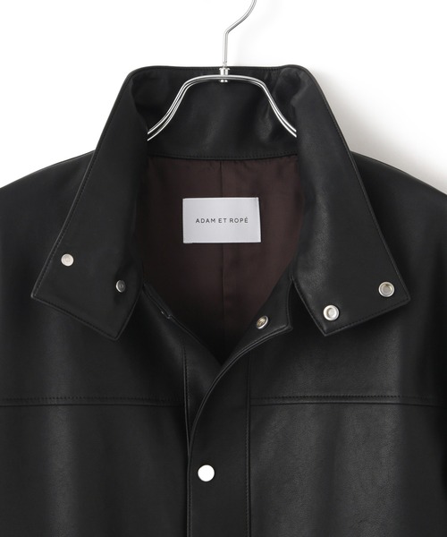 ADAM ET ROPE'（アダムエロペ）の「シンセティックレザースタンドネックブルゾン（ブルゾン・レディース・ブラック/キナリ・FREE）」の5枚目の写真