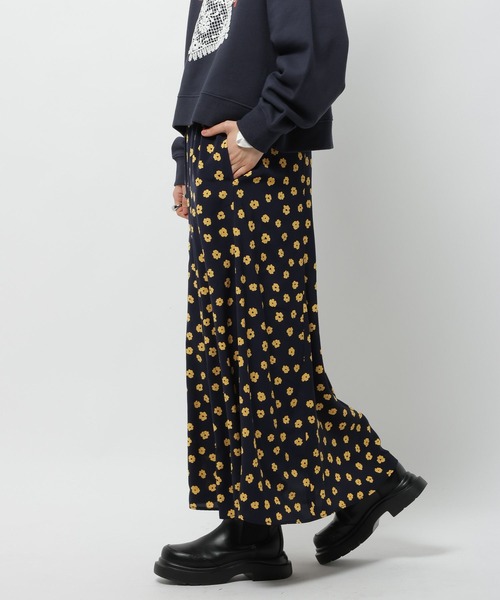 niko and...（ニコアンド）の「プリントパネルスカート（スカート・レディース・ライトベージュ/ネイビー/チャコール・FREE）」の12枚目の写真