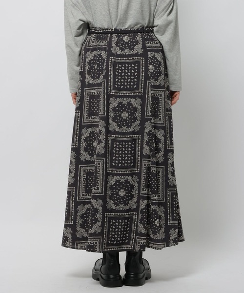 niko and...（ニコアンド）の「プリントパネルスカート（スカート・レディース・ライトベージュ/ネイビー/チャコール・FREE）」の15枚目の写真