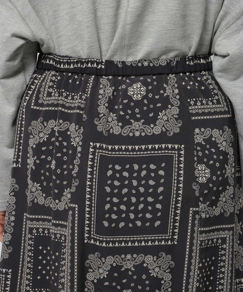 niko and...（ニコアンド）の「プリントパネルスカート（スカート・レディース・ライトベージュ/ネイビー/チャコール・FREE）」の17枚目の写真