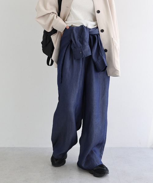 andme(アンドミー)の「テンセルデニムイージーワイドパンツ(デニムパンツ・レディース・ケミカルウォッシュ/インディゴブルー・L/M)」の5枚目の写真
