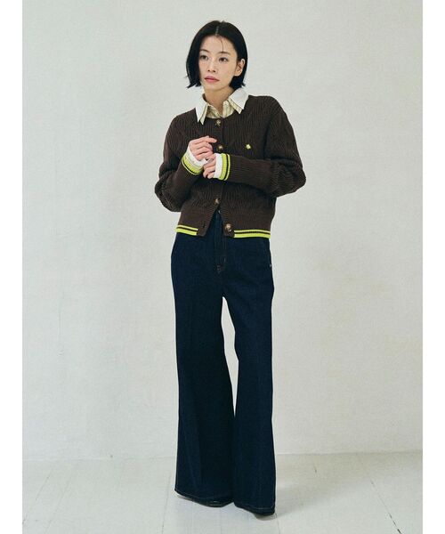 LAGUNAMOON（ラグナムーン）の「センタープレスワイドフレアデニムパンツ（デニムパンツ・レディース・インディゴブルー/ライトブルー・MEDIUM/SMALL）」の11枚目の写真