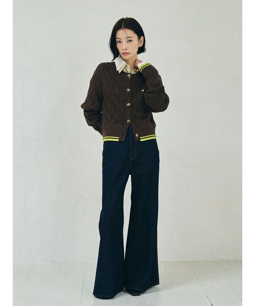 LAGUNAMOON（ラグナムーン）の「センタープレスワイドフレアデニムパンツ（デニムパンツ・レディース・インディゴブルー/ライトブルー・MEDIUM/SMALL）」の12枚目の写真