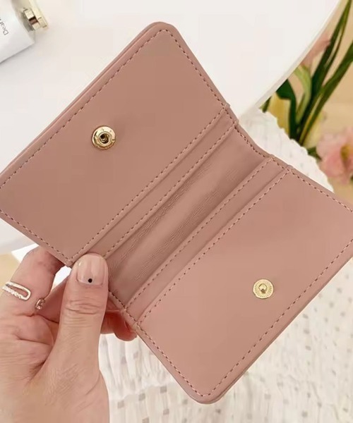 ammy.（エイミードット）の「【 ammy. / エイミードット 】 ギャザーデザイン カードケース（カードケース・レディース・アイボリー/ブラック/オリーブ/スモークピンク・FREE）」の6枚目の写真