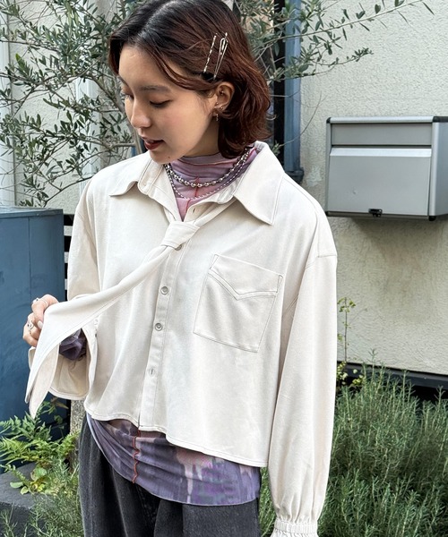 DOUBLE NAME(ダブルネーム)の「ボウタイフェイクスエードシャツ(シャツ/ブラウス・レディース・ブルー/オフホワイト・FREE)」の10枚目の写真
