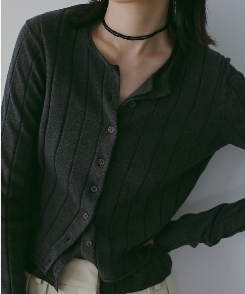 anuke（アンヌーク）の「Cotton Layered Cardigan（カーディガン/ボレロ・レディース・ライトグリーン/チャコールグレー・FREE）」の2枚目の写真