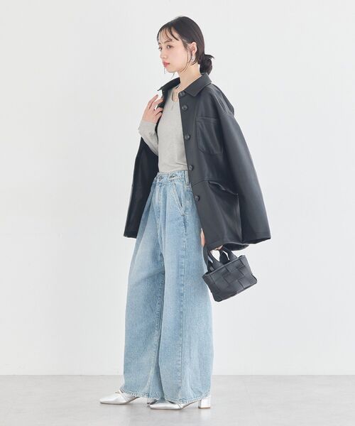 earth music&ecology（アースミュージックアンドエコロジー）の「CPOシャツジャケット（ブルゾン・レディース・ブラック/ホワイト系その他2/ブラウン・FREE）」の17枚目の写真