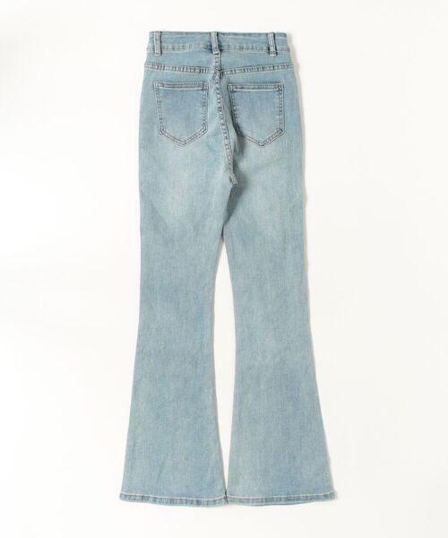 TITTY&CO.（ティティーアンドコー）の「ラインストーン付きフレアデニム（デニムパンツ・レディース・ブルー・MEDIUM/SMALL）」の3枚目の写真