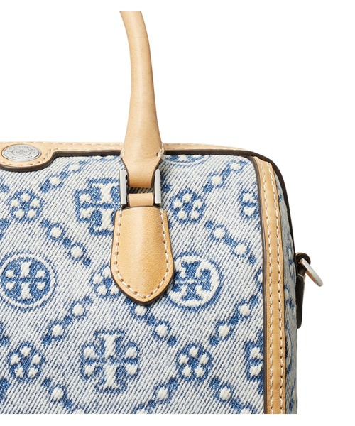 TORY BURCH(トリーバーチ)の「Tモノグラム デニム プチバレルバッグ(ショルダーバッグ・レディース・ブルー・ONE SIZE)」の4枚目の写真