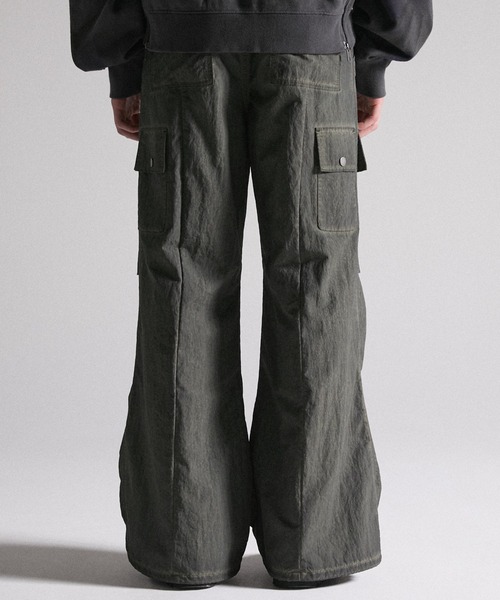 GRANCY(グランシー)の「【GRANCY】Dirty Nylon Cargo Pants / ダーティナイロンカーゴパンツ(カーゴパンツ・メンズ・カーキ/ブラウン・L/M/S)」の5枚目の写真