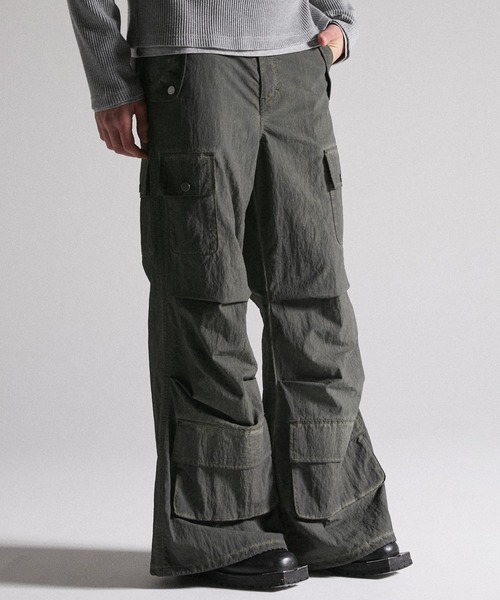 GRANCY(グランシー)の「【GRANCY】Dirty Nylon Cargo Pants / ダーティナイロンカーゴパンツ(カーゴパンツ・メンズ・カーキ/ブラウン・L/M/S)」の15枚目の写真