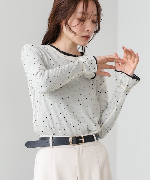 Bab(バブ)の「シアードットフリルカットソー(Tシャツ/カットソー・レディース・ブラック/アイボリー/ブルー・FREE)」の2枚目の写真