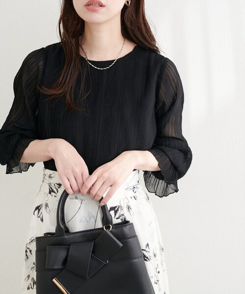 natural couture(ナチュラルクチュール)の「キャンディスリーブプリーツブラウス(シャツ/ブラウス・レディース・ピンク/ラベンダー/ブラック/サックスブルー/オフホワイト・FREE)」の3枚目の写真