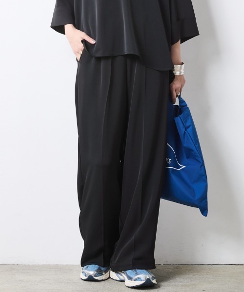 CHIC STYLE（シックスタイル）の「ワイドストレートパンツ＜大きいサイズ有＞シックスタイル（その他パンツ・レディース・アイボリー系/ブラック/モカ/ネイビー系・LL/3L/4L/5L/M/L）」の21枚目の写真