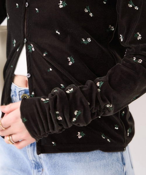 VIS(ビス)の「フロッキーチュール刺しゅうカーディガン/2WAY(カーディガン/ボレロ・レディース・チャコールグレー/ダークブラウン/キナリ・FREE)」の21枚目の写真