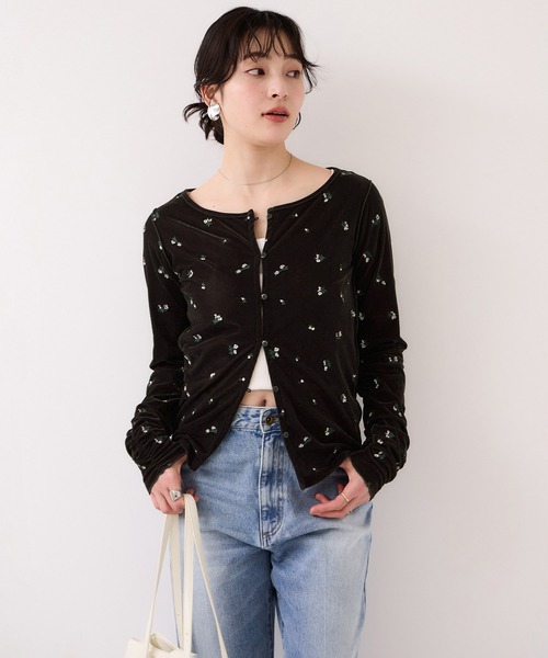 VIS(ビス)の「フロッキーチュール刺しゅうカーディガン/2WAY(カーディガン/ボレロ・レディース・チャコールグレー/ダークブラウン/キナリ・FREE)」の19枚目の写真