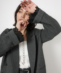 Floran（フローラン）の「ストレッチ袖レースダブルジャケット（テーラードジャケット）」